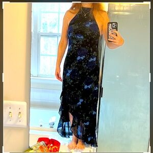 Lulu’s Size 4 high/low halter neck dress